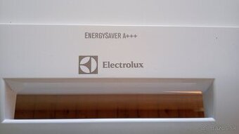 truhlicový mraziak Electrolux EC2233AOW1, 223 l, 40 dB, A+++