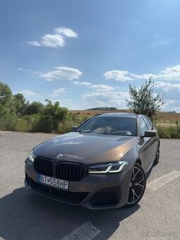 BMW 540i xDrive Touring – TOP výbava, záruka do 07/2027