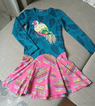 Krásne farebné šaty zn. Desigual, veľ.146/152
