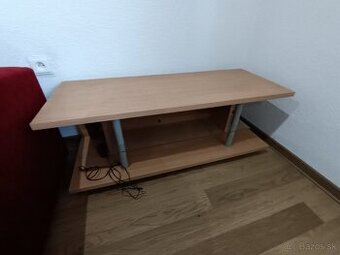Konferenčný stolík