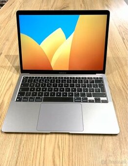 MacBook Air 13” M1 – Space Gray - výborný stav,