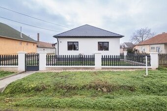 4i rodinný dom s terasou na predaj, obec Méra, Maďarsko