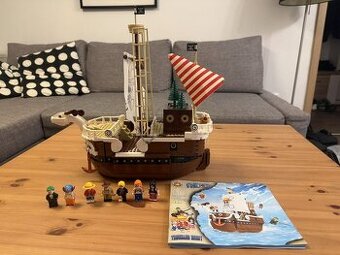 Pirátska loď ONE PIECE Plávajúca Merry