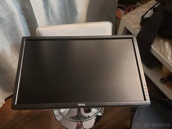 Dell UltraSharp U2412M 24" IPS monitor 1920x1200 – bez stoj