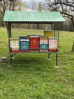 Kočovná klietka na včely