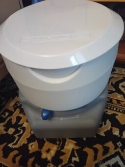 Chemicky zachod s chemiou