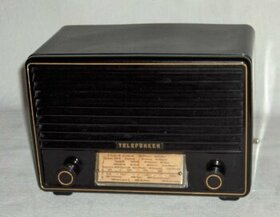 Kúpim takéto stare radio TELEFUNKEN. - 1