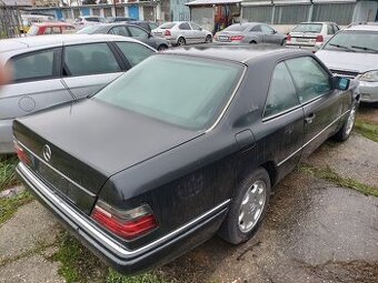 Mercedes benz w124 coupe