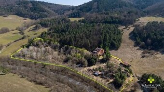 Rozľahlý areál na predaj vo Vyšehradnom – 2 ha v prírode