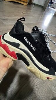Balenciaga triple s