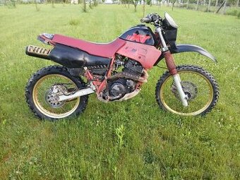 Yamaha xt 600 bez tp