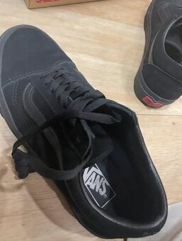 VANS OLD SKOOL BLACK