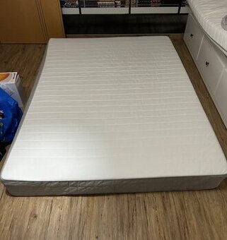 Kvalitny penovy matrac IKEA 180x200