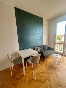 1izb byt s parkovanim a klimatizaciou v BA Nové Mesto