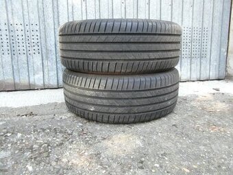 215/55 R17