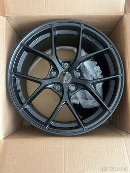 Japan Racing Sl01 R18