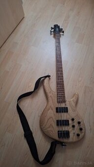 Cort Action DLX AS – aktívna basgitara, top stav