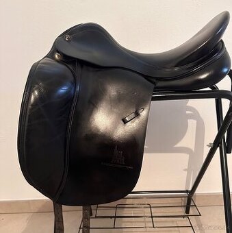 Drezúrne sedlo Prestige Modena