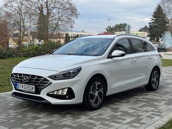 Hyundai i30 CW 2021, 1.6 CRDi Family, automat, DPH