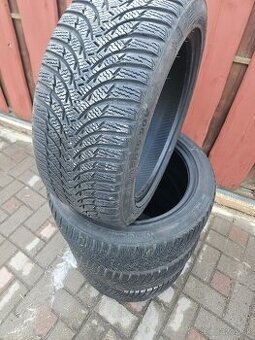 Predám zimné pneumatiky Kumho 215/45 R16 – Košice