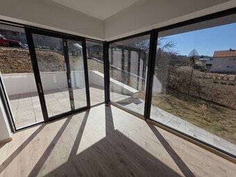 Predáme novost. poschodového 5+kk RD, Horný Vadičov, R2 SK.