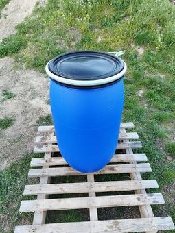 Plastové sudy 120L