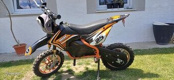 Predam detsku elektricku motorku hecht