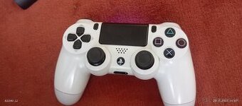 Ps4 +príslušenstvo