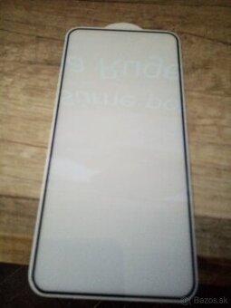 Predám tvrdené ochranné sklo samsung s 24