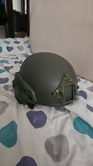 Airsoft helma