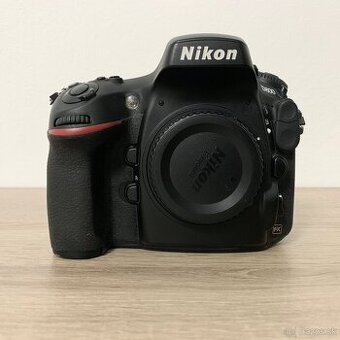 Nikon D800 + grip + batéria
