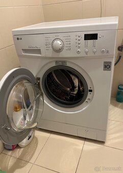 Predam práčku LG