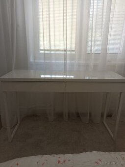 Písací stôl Bestä Burs