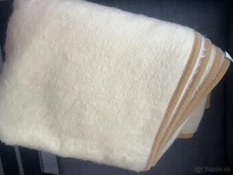Deky z ovčej vlny