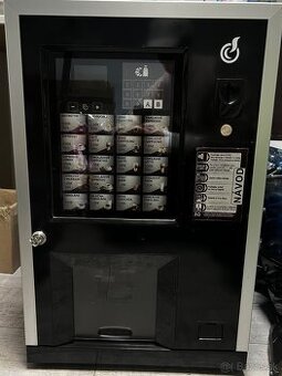 Predajný/výdajný automat / stroj na zrnkovú kávu