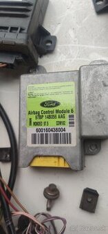 Mondeo MK 2 jednotky, motorček stieračov