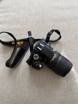 Zrkadlovka Nikon D5100 s objektívom 18-105 mm VR