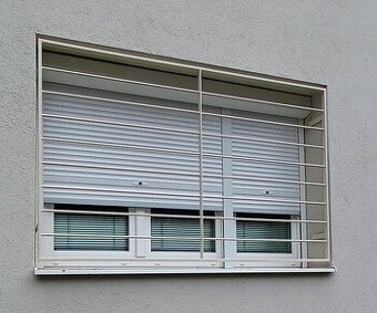 Mreže na okná , dvere