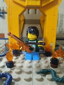 LEGO Minifigure Series 21 Violin Kid