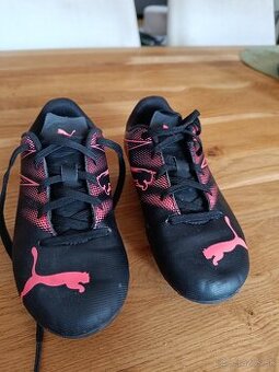 Predám kopačky Puma veľkosť 32