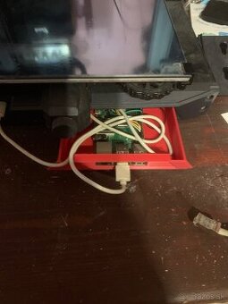 Predám 3D printer Ender 3 s1 pro s cliperom