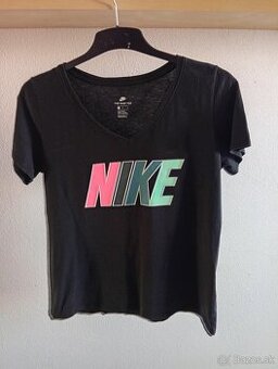 Dámske tričko Nike veľ L