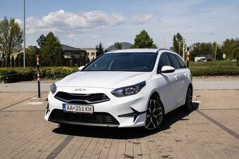 Kia Ceed SW 1.6 CRDi MHEV Gold - 1