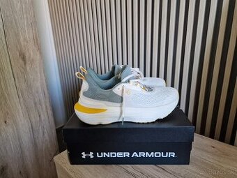 Under Amrmour Infinite Elite 2