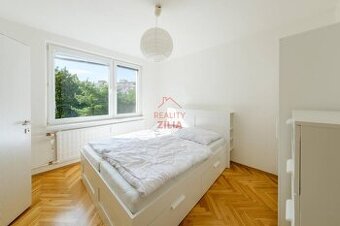 Predaj priestranného 2i. bytu v obľúbenej lokalite Chrenová– - 1