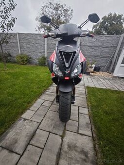 Predam Aprilia SR50