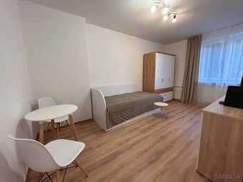 REZERVOVANÉ Garsónka na prenájom v Novej Dubnici