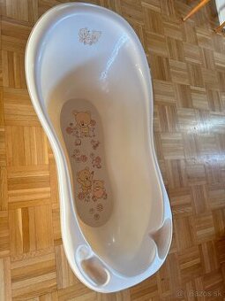 Detská vanička zo stojanom