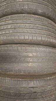 Predám 4ks jazdené letné 215/65r17-99V Hankook