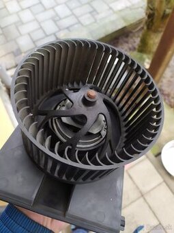 Ventilátor kúrenia 1j1 819 021 škoda, vw, Seat, Audi
